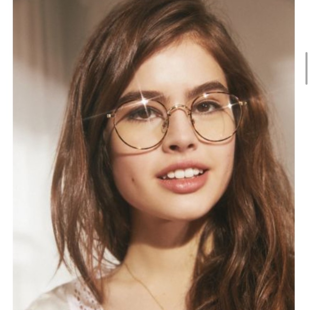 UO Kendall Round Readers